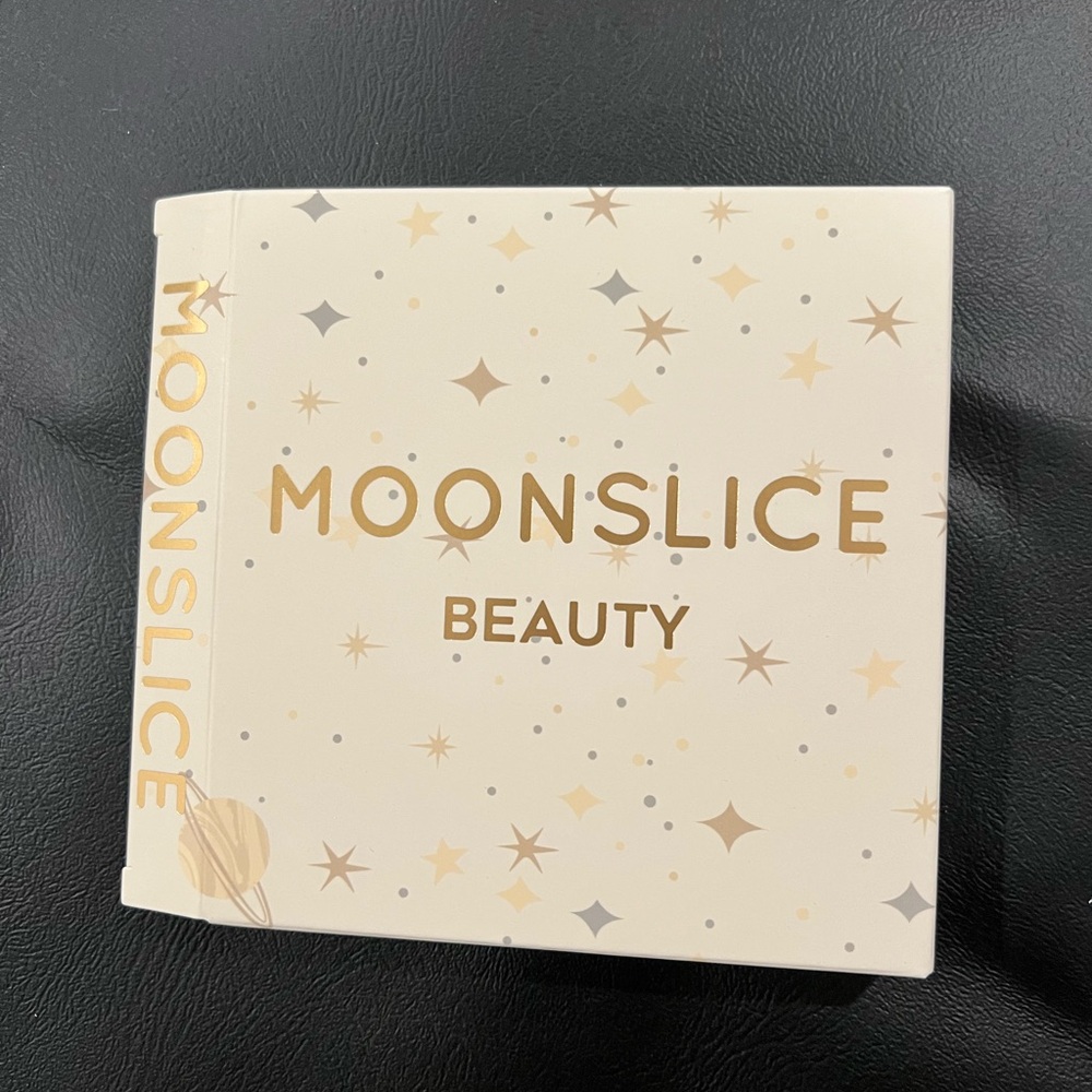 Moonslice Beauty Makeup Palette - Champagne & Gold Packaging